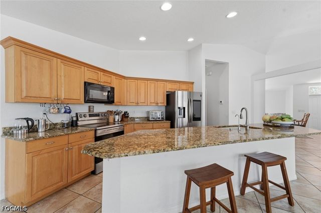 3418 Oasis BLVD, Cape Coral, FL 33914