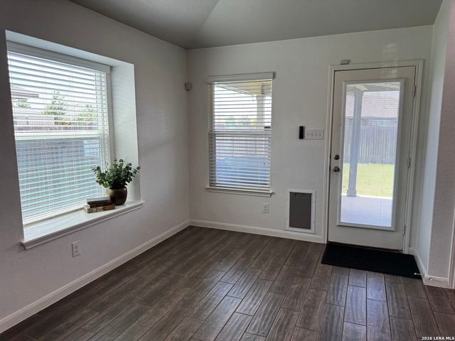 875 Pumpkin Rdg, New Braunfels, TX 78130