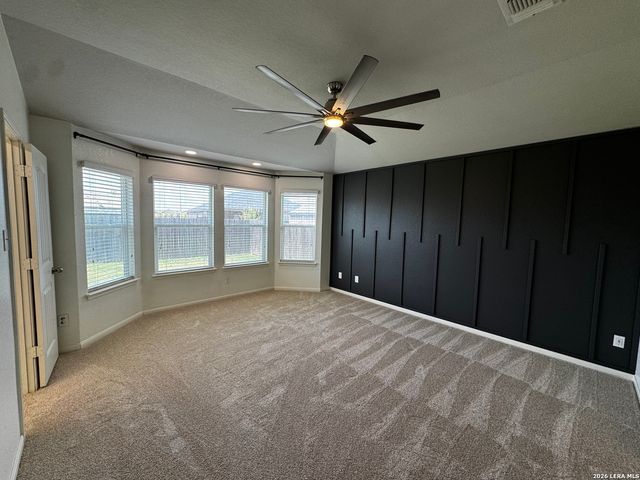 875 Pumpkin Rdg, New Braunfels, TX 78130