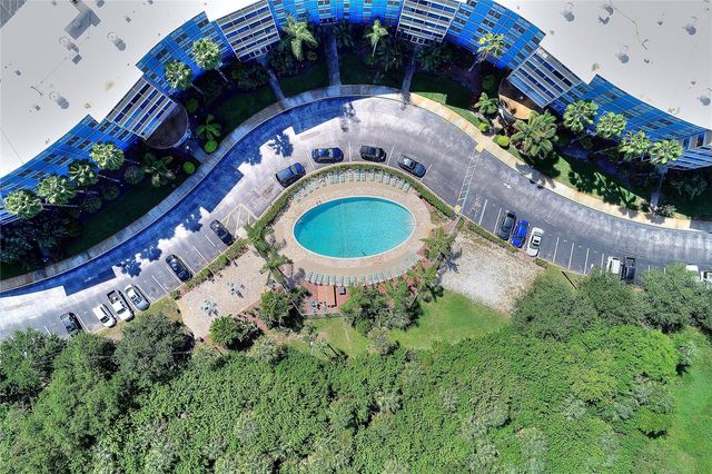 3315 58TH AVENUE S 202, St Petersburg, FL 33712