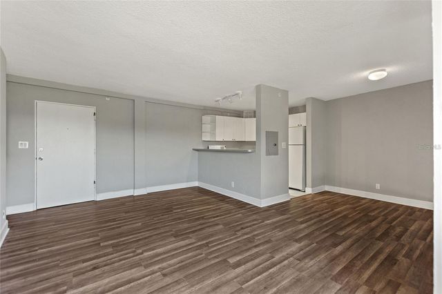 3315 58TH AVENUE S 202, St Petersburg, FL 33712