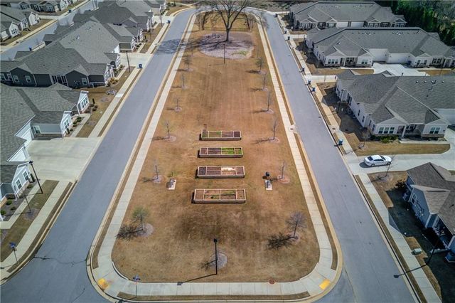 2929 Rambler Drive, Loganville, GA 30052