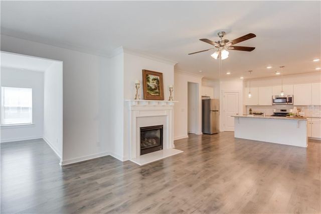 2929 Rambler Drive, Loganville, GA 30052