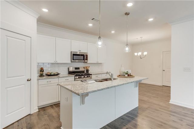 2929 Rambler Drive, Loganville, GA 30052