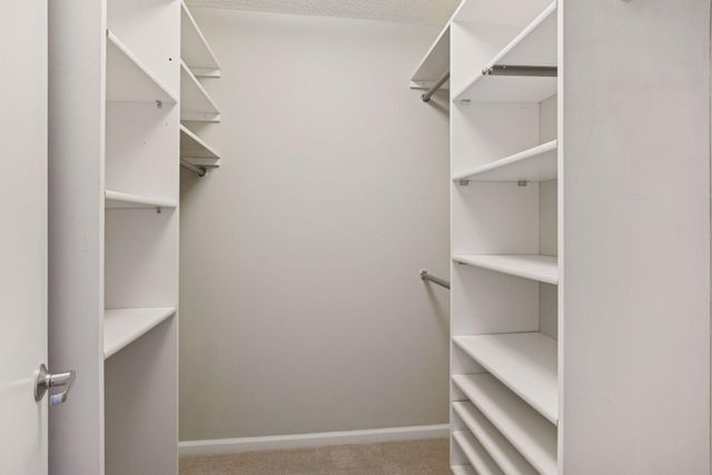 401 S 1st Street 215, Minneapolis, MN 55401