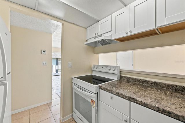 905 W OAK RIDGE ROAD D, Orlando, FL 32809