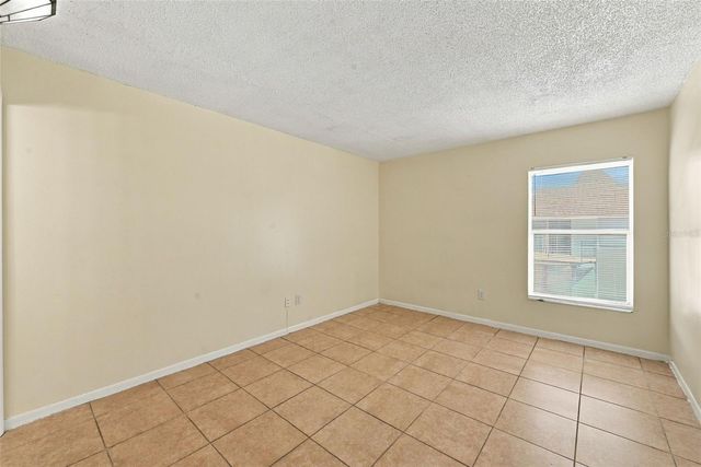 905 W OAK RIDGE ROAD D, Orlando, FL 32809