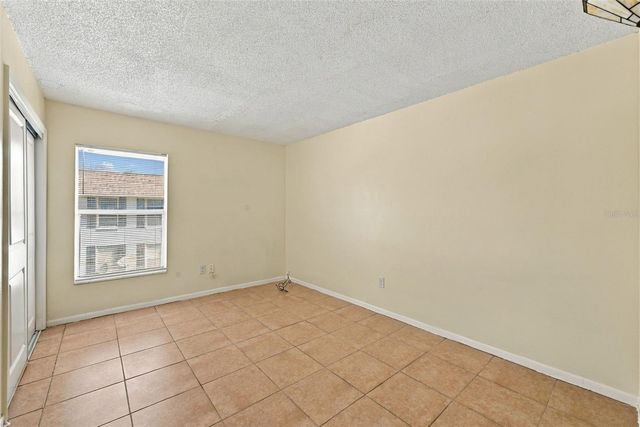 905 W OAK RIDGE ROAD D, Orlando, FL 32809