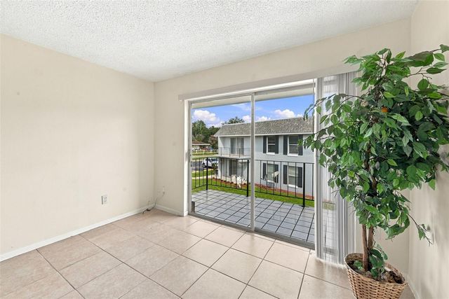 905 W OAK RIDGE ROAD D, Orlando, FL 32809