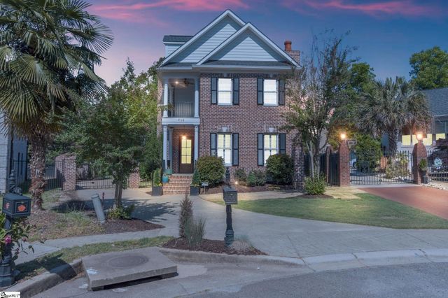 712 Lady Hillingdon Court, Greer, SC 29650