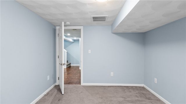 339 George Arden Avenue, Warwick, RI 02886