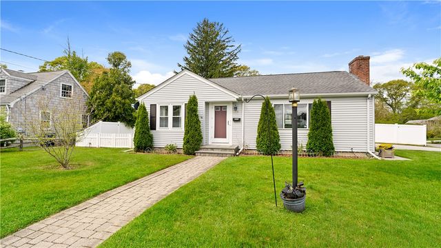 339 George Arden Avenue, Warwick, RI 02886