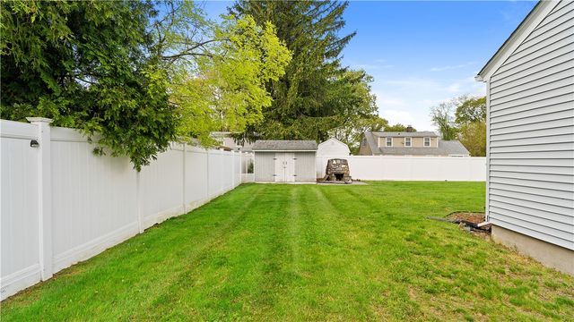 339 George Arden Avenue, Warwick, RI 02886