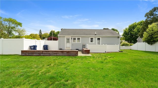 339 George Arden Avenue, Warwick, RI 02886