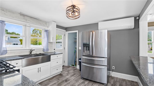 339 George Arden Avenue, Warwick, RI 02886