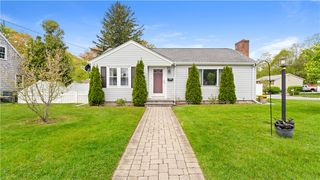 339 George Arden Avenue, Warwick, RI 02886