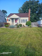 1217 Vinewood Avenue, Rotterdam, NY 12306