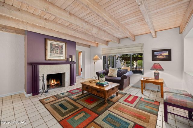 8541 E Solar Place, Tucson, AZ 85750