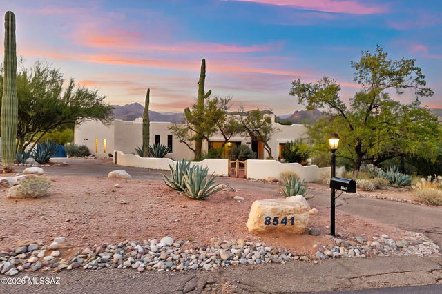 8541 E Solar Place, Tucson, AZ 85750