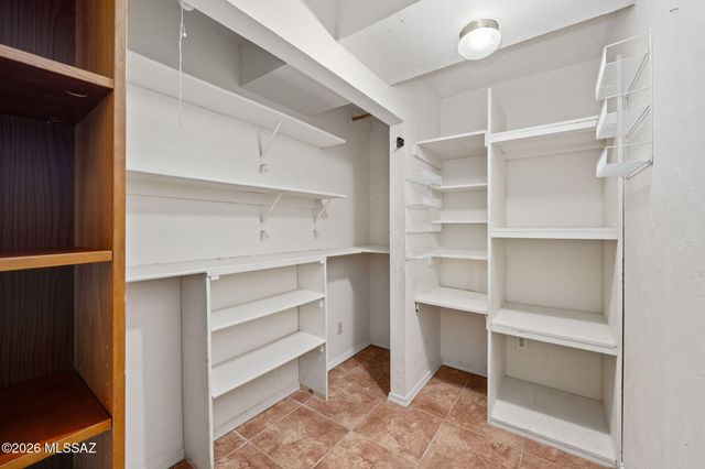 8541 E Solar Place, Tucson, AZ 85750