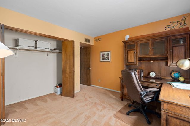 8541 E Solar Place, Tucson, AZ 85750