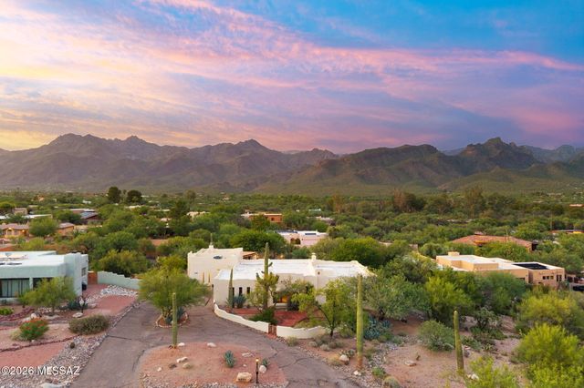 8541 E Solar Place, Tucson, AZ 85750