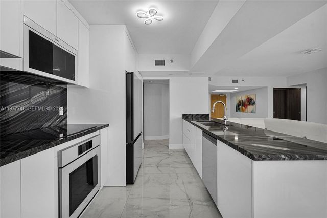 16485 Collins Avenue 738, Sunny Isles Beach, FL 33160