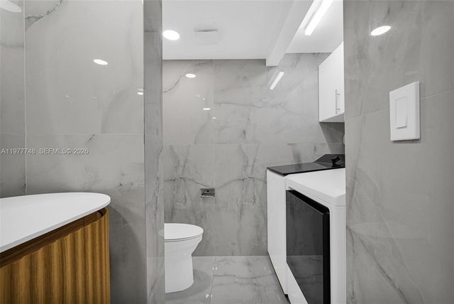 16485 Collins Avenue 738, Sunny Isles Beach, FL 33160