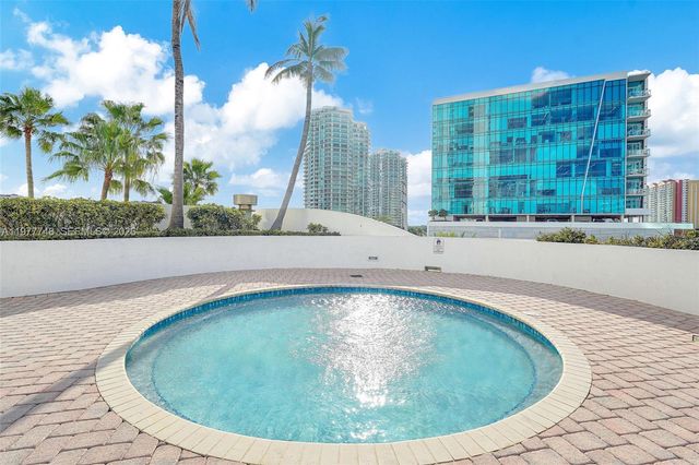 16485 Collins Avenue 738, Sunny Isles Beach, FL 33160
