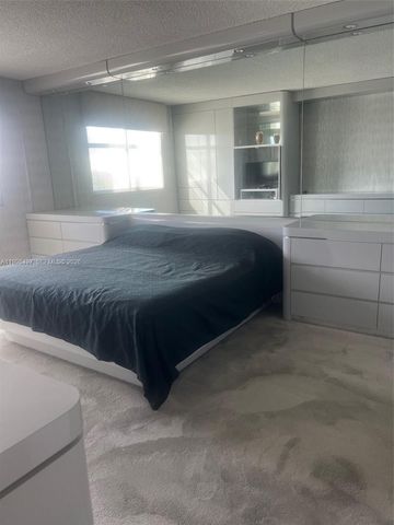 300 Bayview Dr 516, Sunny Isles Beach, FL 33160