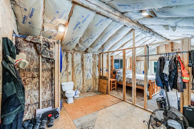 800 Hillcrest Ln, Newport, WA 99156