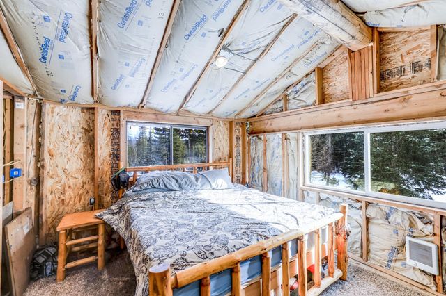 800 Hillcrest Ln, Newport, WA 99156