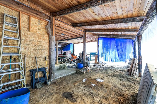 800 Hillcrest Ln, Newport, WA 99156