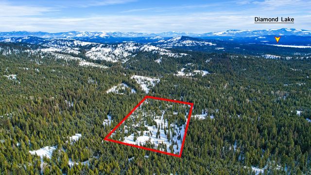 800 Hillcrest Ln, Newport, WA 99156