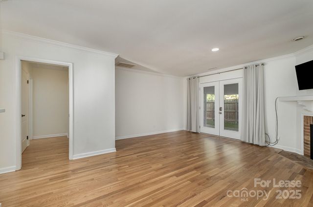 9005 Nolley Court A, Charlotte, NC 28270