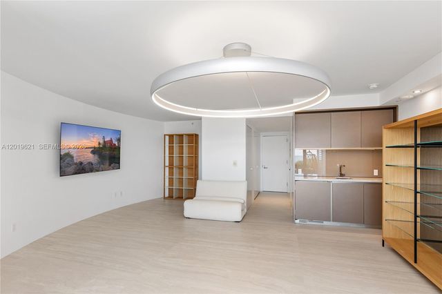 18975 Collins Avenue C1, Sunny Isles Beach, FL 33160