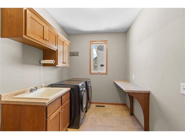 10543 Noble Circle N, Brooklyn Park, MN 55443