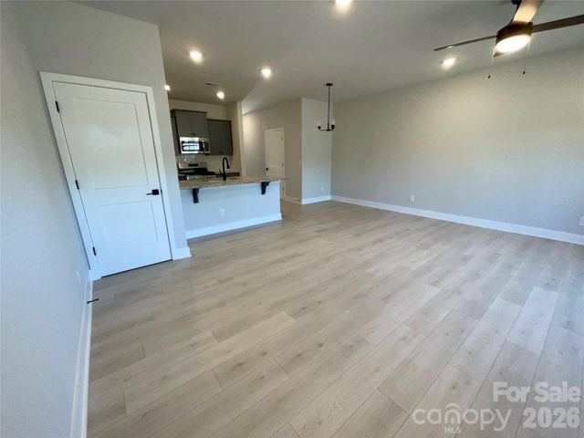 722 Longleaf Avenue 31, Gastonia, NC 28056