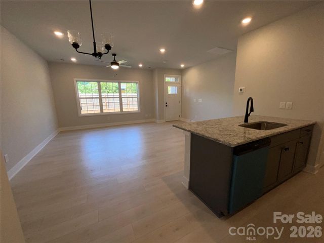 722 Longleaf Avenue 31, Gastonia, NC 28056