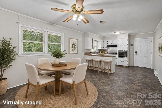 829 Vancouver Lane, Gastonia, NC 28052