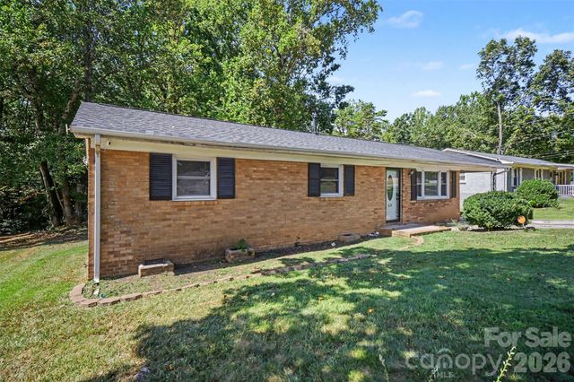 829 Vancouver Lane, Gastonia, NC 28052