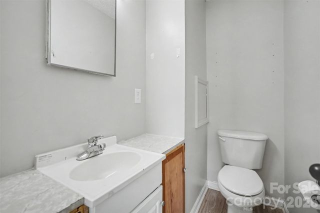 829 Vancouver Lane, Gastonia, NC 28052