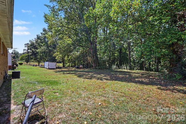 829 Vancouver Lane, Gastonia, NC 28052