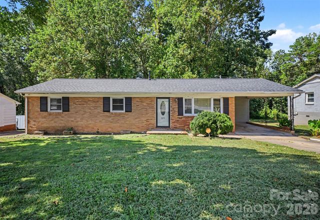 829 Vancouver Lane, Gastonia, NC 28052