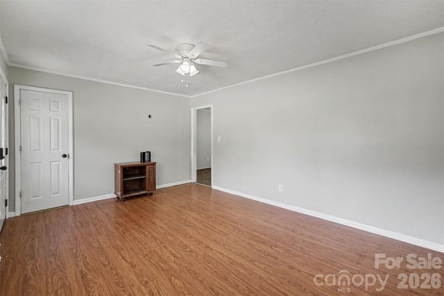 829 Vancouver Lane, Gastonia, NC 28052
