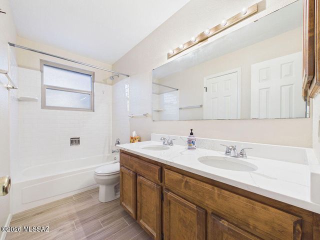 4701 N Placita De Concha, Tucson, AZ 85745