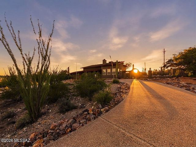 4701 N Placita De Concha, Tucson, AZ 85745