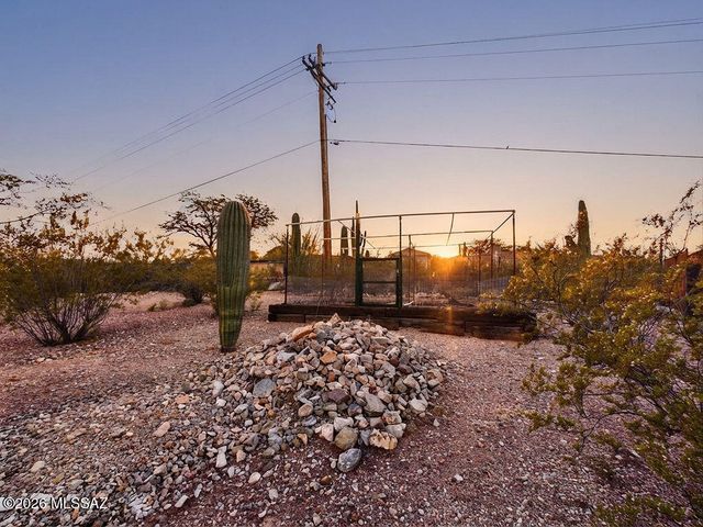 4701 N Placita De Concha, Tucson, AZ 85745