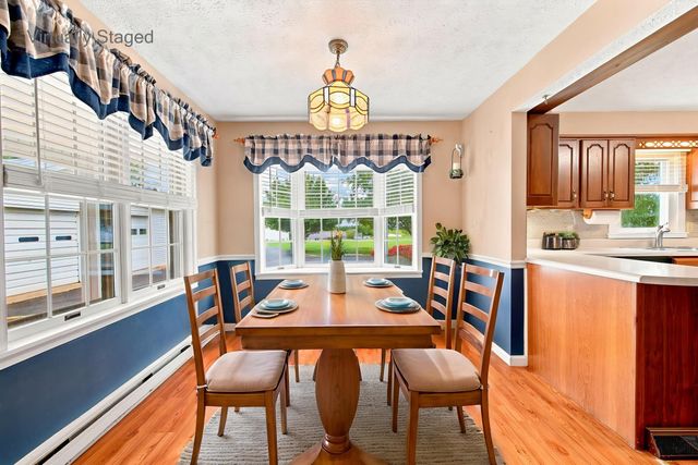 1749 GEORGETOWN RD, Mt Jackson, VA 22842