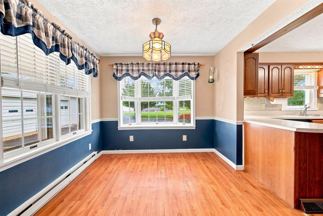 1749 GEORGETOWN RD, Mt Jackson, VA 22842